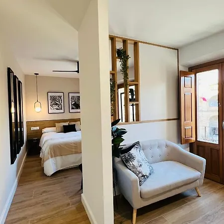 Vut. El Balcon De La Plaza - B. Apartman